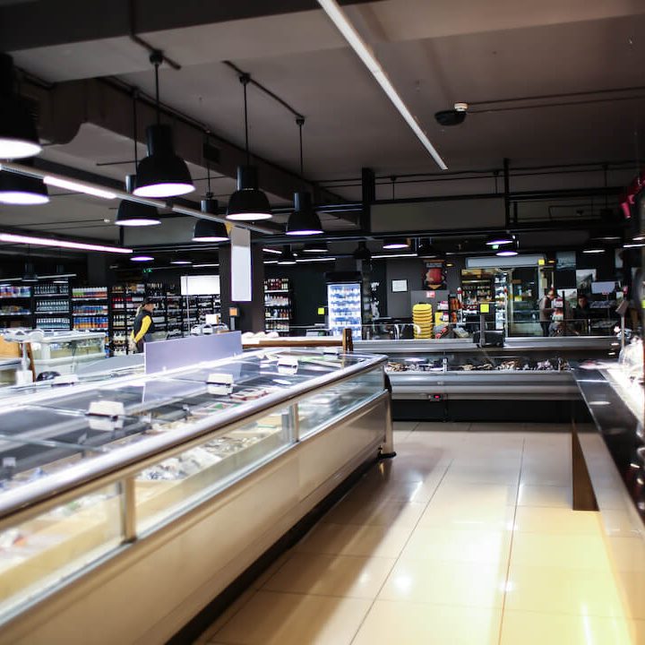 supermarkets-delis-meat-case-food-services Supermarket Delis Meat Case